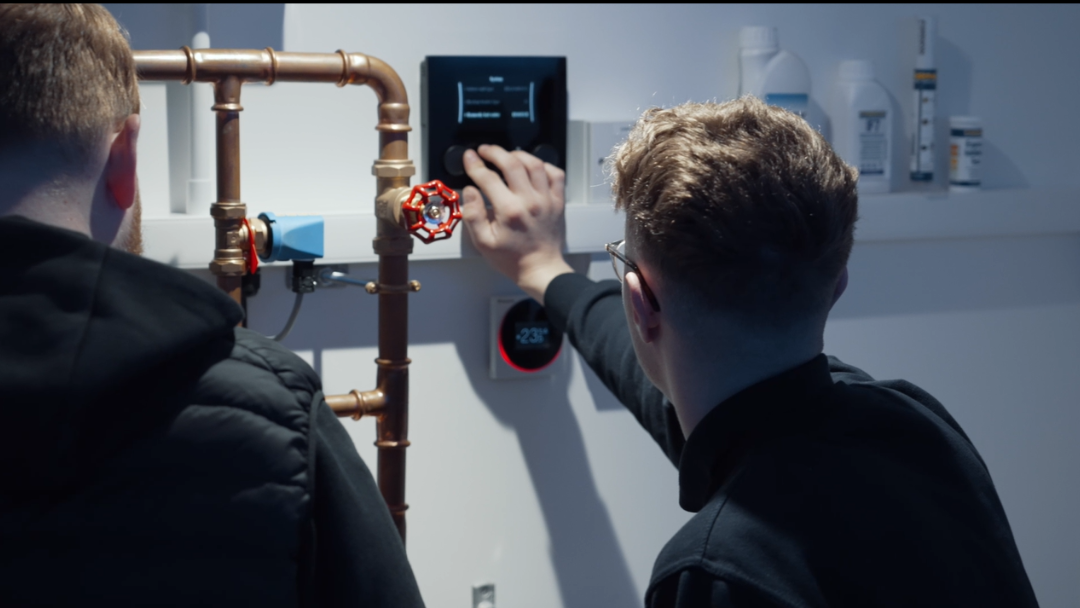 From gas boilers to heat pumps for heating engineers